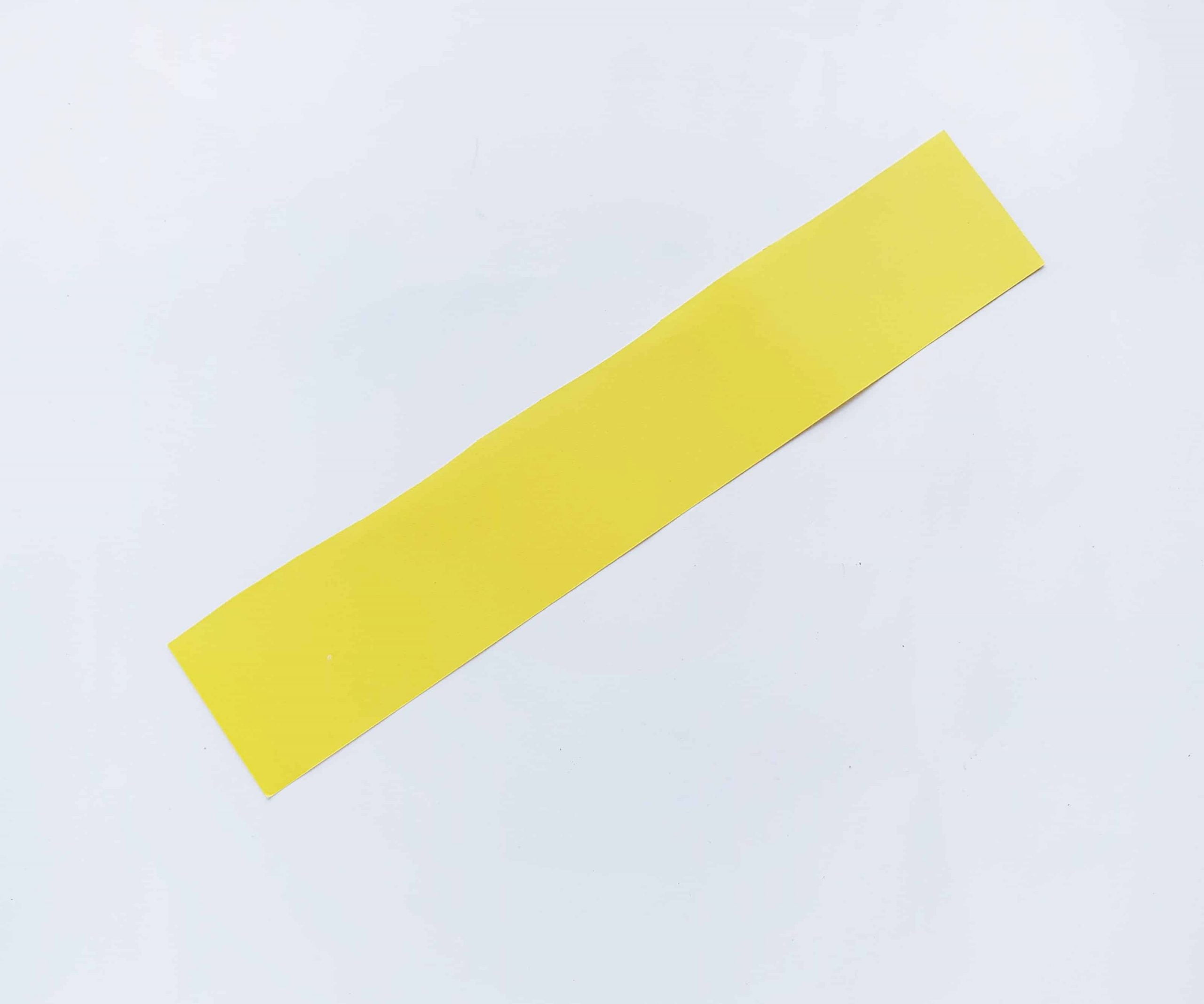 Super cute and simple New Year Craft Firecracker! There's something magical about a new year. Kids will love these super cute firecracker crafts.