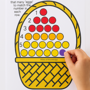 14+ Easter Fine Motor Activities for Preschoolers Pantry Items Crafts ...