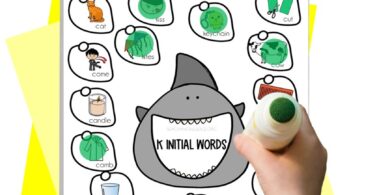 Looking for a fun way to engage kids in speech therapy using games? This FREE K Words Speech Therapy for initial sounds printable game with dot markers is perfect! 