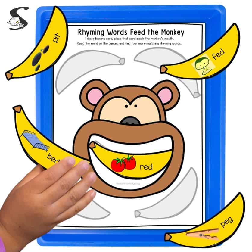 rhyming games for kindergarten feed the monkey game printable with matching rhyming picture cards.
