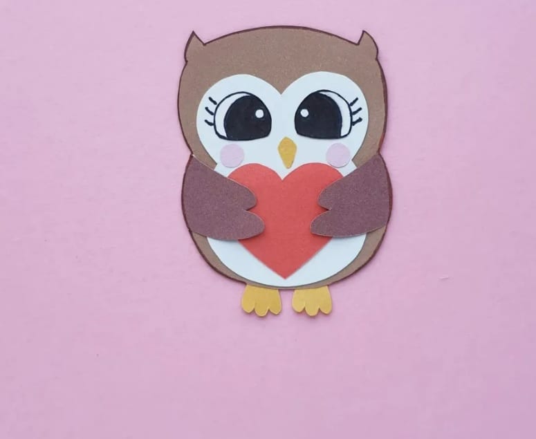 If you're looking for some easy owl crafts for preschoolers, this post will only include suitable crafts that preschoolers can do.