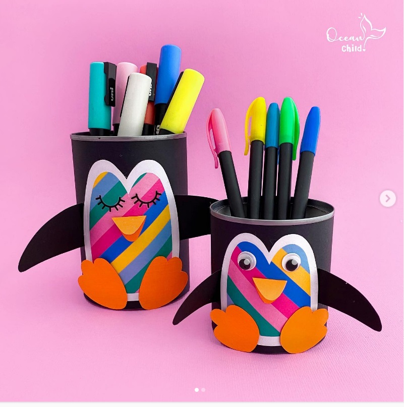 There are so many reasons to make your own pencil case, but when making your own DIY colored pencil holder, you will want to see some ready made examples for inspiration or it's also a great way to get direct methods into storing your colored pencils.