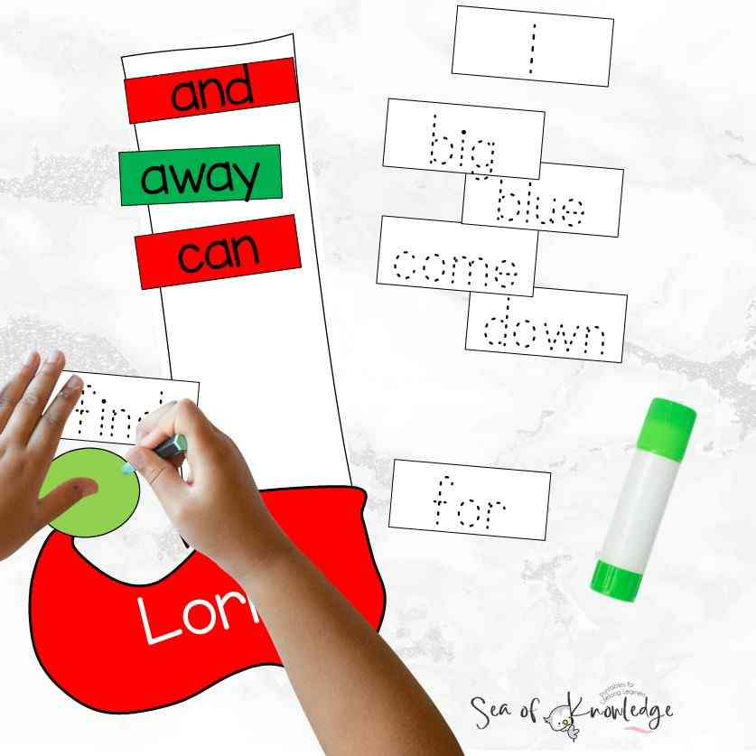 Kids will love these super cute Christmas sight words Kindergarten crafts. The best part about these templates, is that they can be played in several ways. Have them work on their fluency by reading and tracing the sight words, or have them find the programmed sight words, read the sight word cards and then cut and paste them to build their elf craft. 