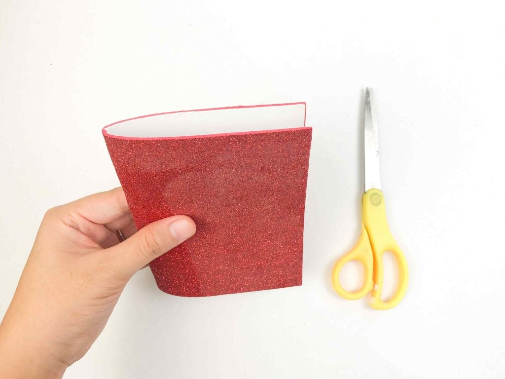 Are you looking for a fun and patriotic craft to celebrate American holidays like Memorial Day, Independence Day, and Labor Day? These super cute Red White and Blue Crafts are perfect! Look no further. In this blog post, we'll walk you through a step-by-step tutorial on creating a unique and exciting mustache topper craft that showcases the red, white, and blue spirit. 