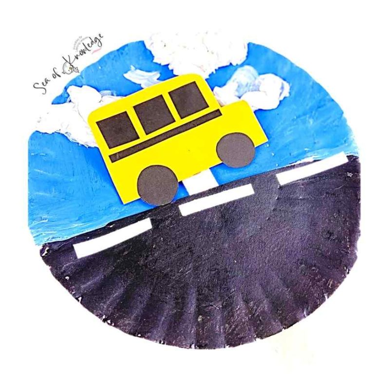 Get ready for an exciting school year with our Step-by-Step Moving Bus Paper Plate Craft! These welcome back to school craft ideas are perfect to engage young learners with a hands-on activity that boosts creativity, fine motor skills, and a sense of belonging.