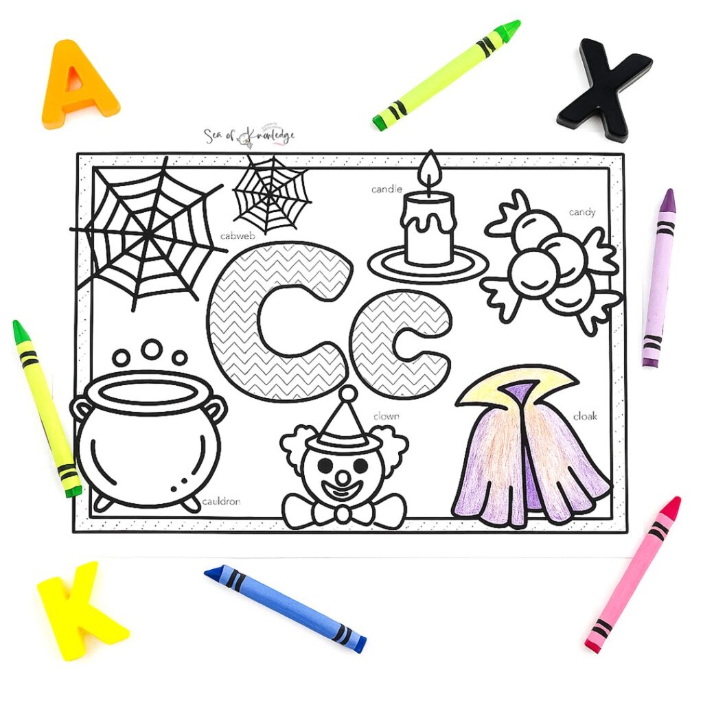 Printable Halloween alphabet coloring activity for preschool and kindergarten phonics practice.”
